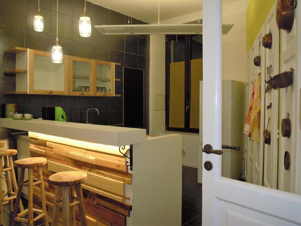 Primo Posto Bed & Breakfast ซาแลร์โน ภายนอก รูปภาพ