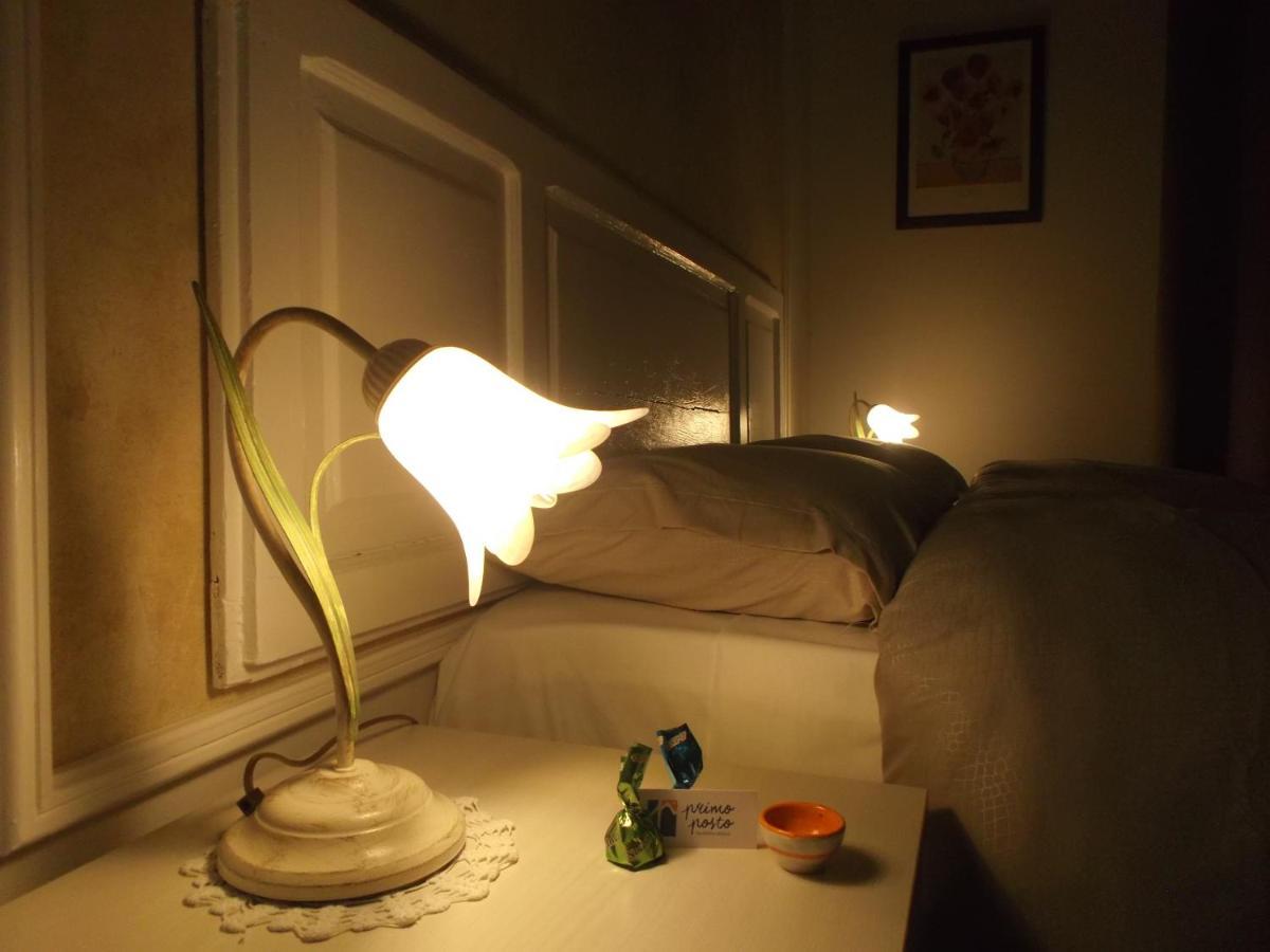 Primo Posto Bed & Breakfast ซาแลร์โน ภายนอก รูปภาพ