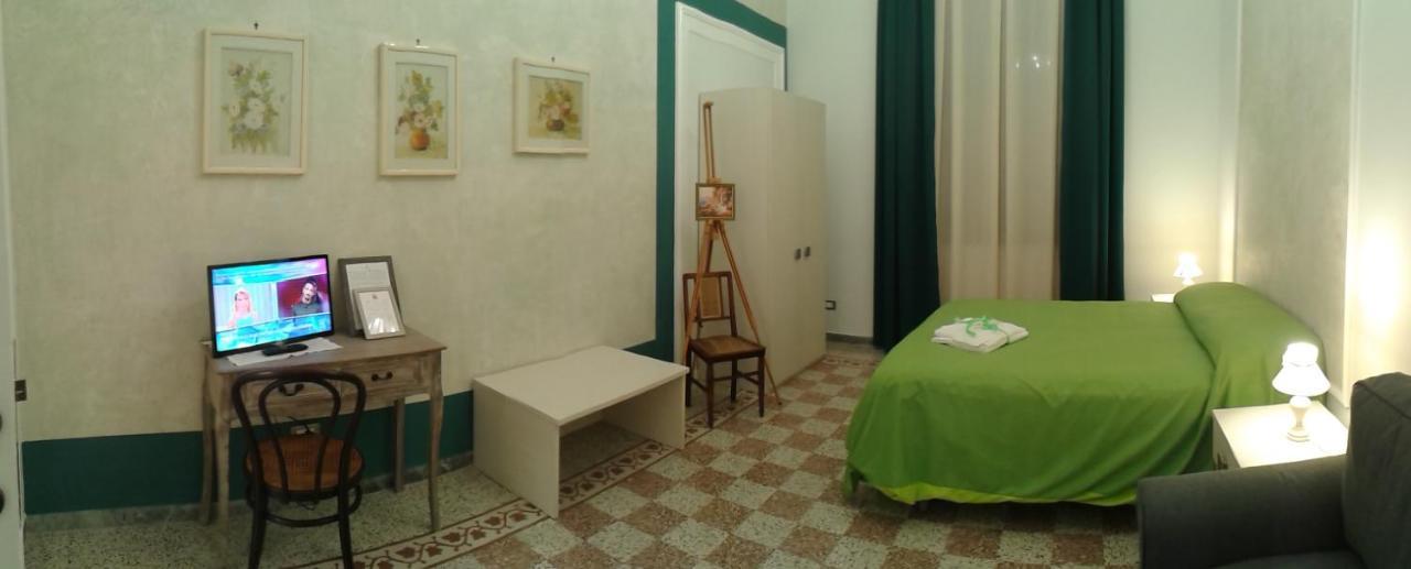 Primo Posto Bed & Breakfast ซาแลร์โน ภายนอก รูปภาพ